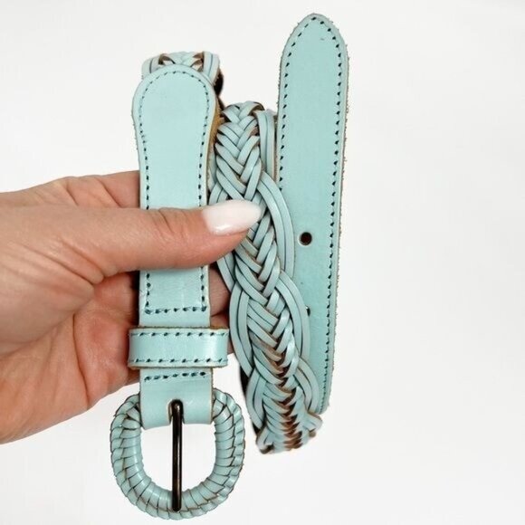 Lands’ End Light Pastel blue Genuine Leather Braided Belt Sz M